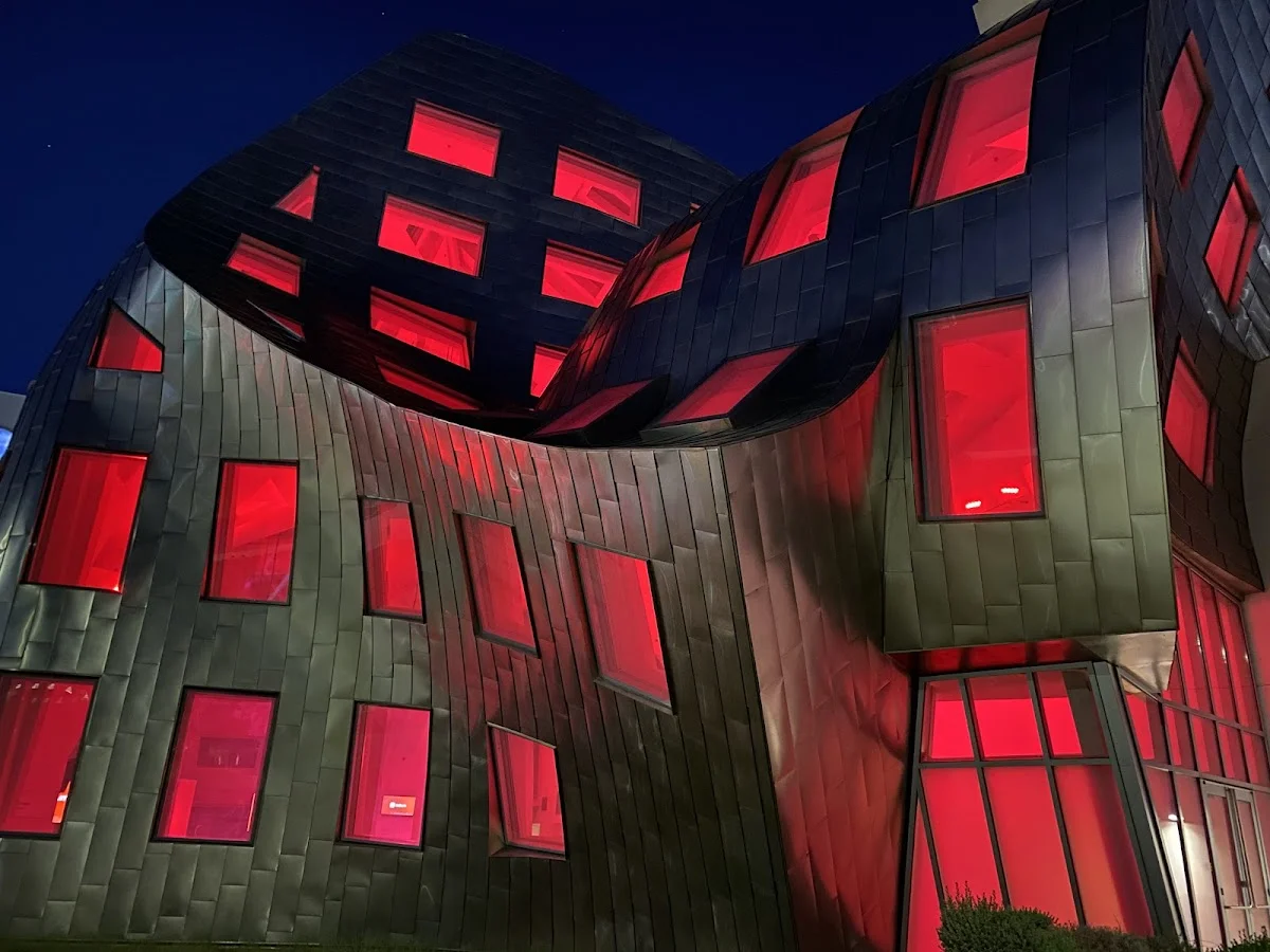 Cleveland Clinic Lou Ruvo Center for Brain Health - Las Vegas